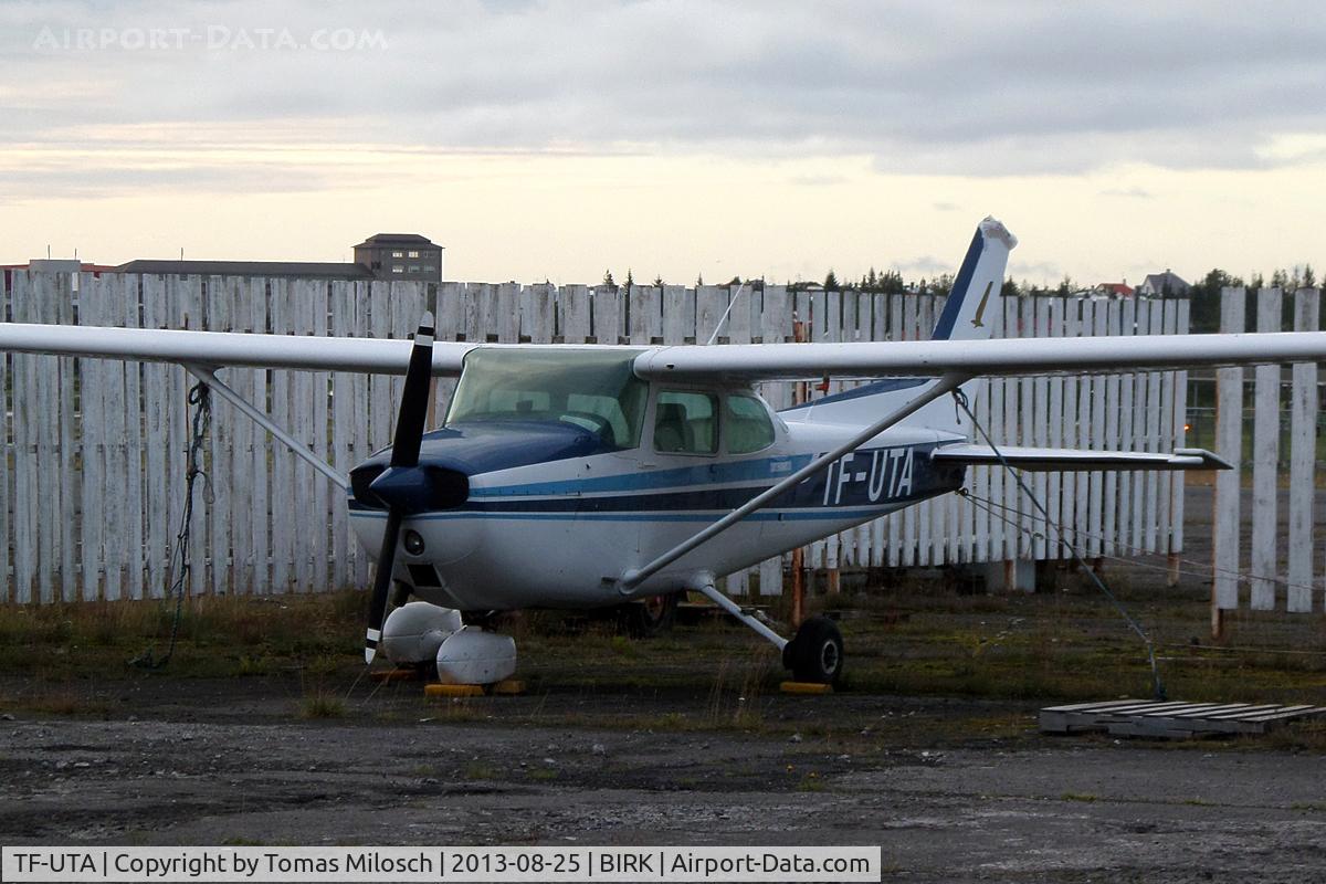 TF-UTA, 1975 Cessna 172M Skyhawk C/N 17265561, 