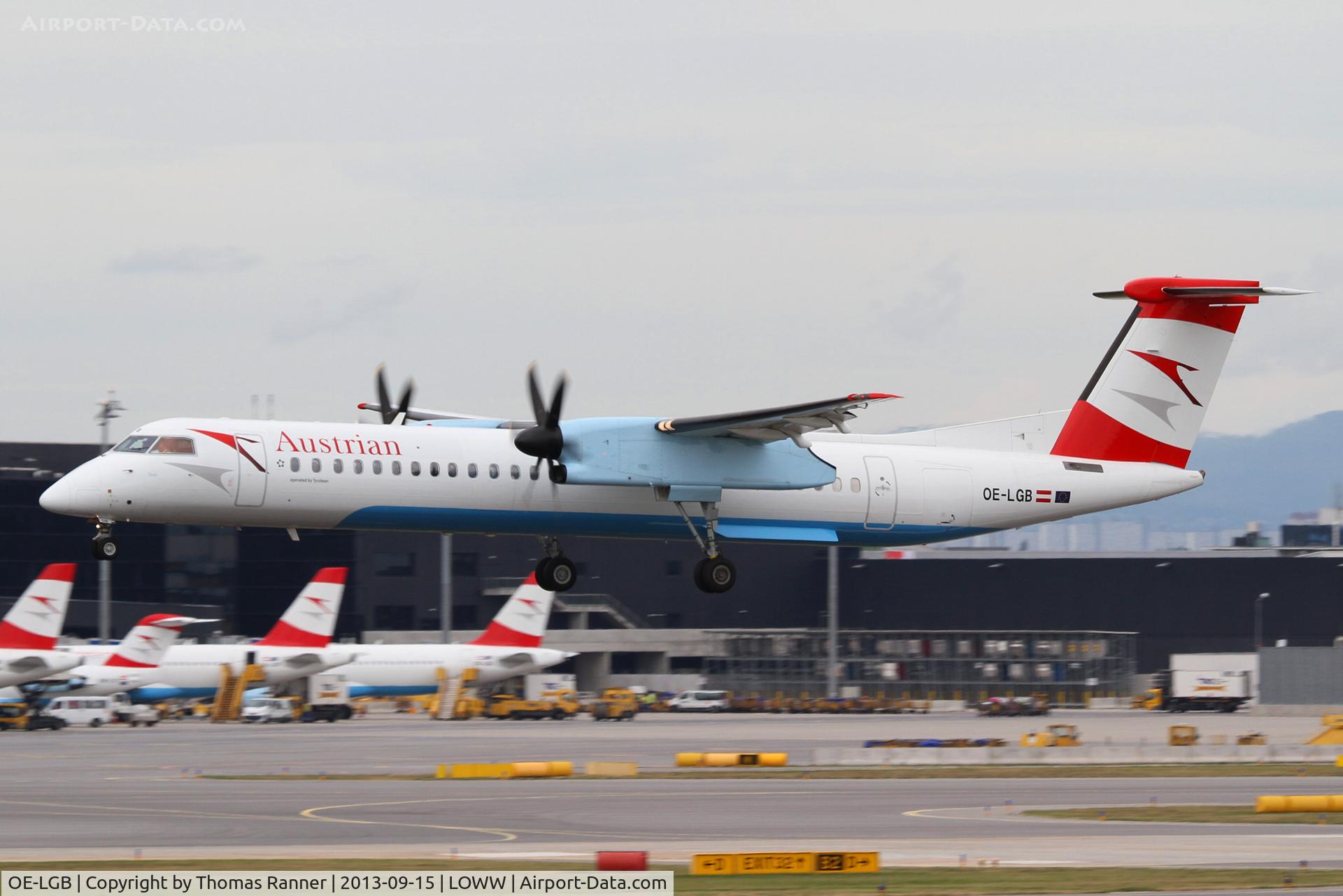OE-LGB, 1999 De Havilland Canada DHC-8-402Q Dash 8 C/N 4015, Austrian DHC-8