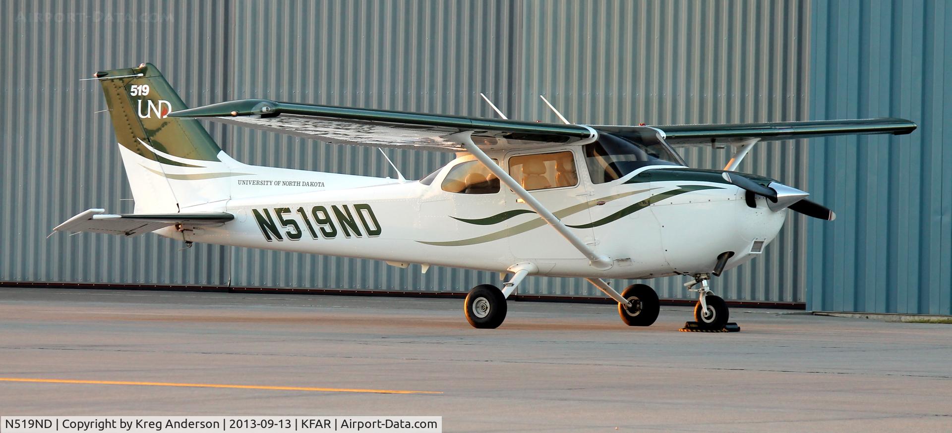 N519ND, 2008 Cessna 172S C/N 172S10810, Cessna 172S Skyhawk from the University of North Dakota on the ramp at Fargo Jet Center.