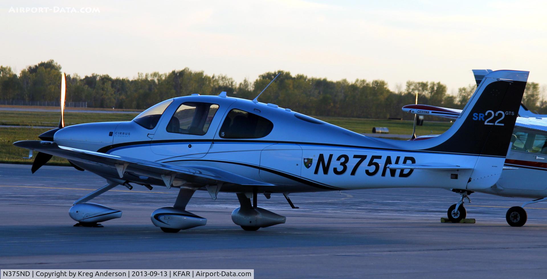 N375ND, 2013 Cirrus SR22 GTS C/N 3953, Cirrus SR22 on the ramp at Fargo Jet Center.
