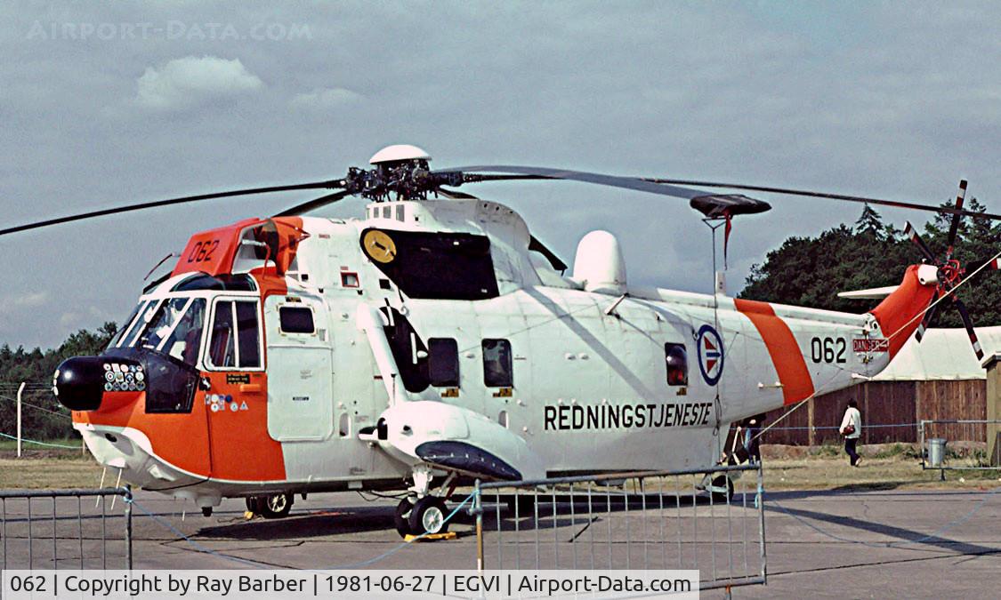 062, 1972 Westland Sea King Mk.43 C/N WA747, Westland WS.61 Mk.43 Sea King [WA747] (Royal Norwegian Air Force) RAF Greenham Common~G 27/06/1981. Image taken from a slide.