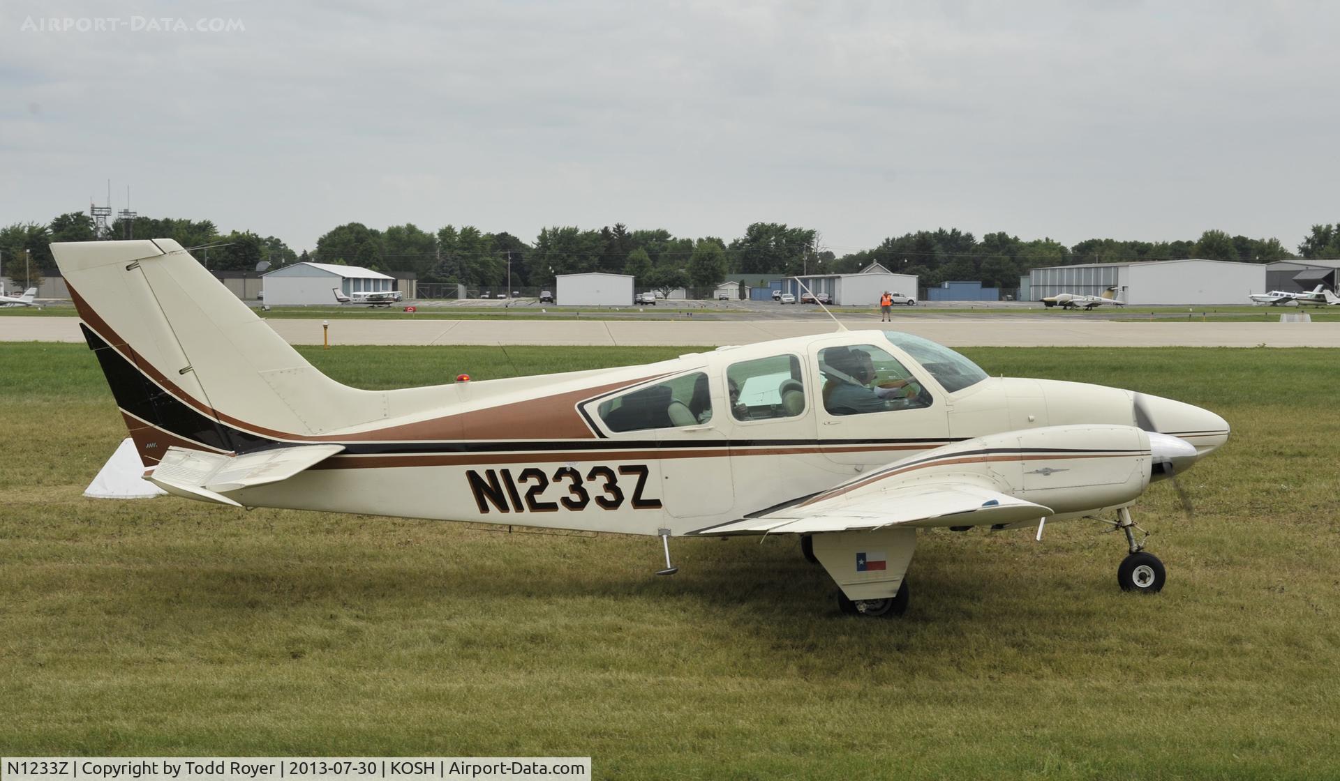 N1233Z, 1961 Beech 95-55 C/N TC-69, Airenture 2013
