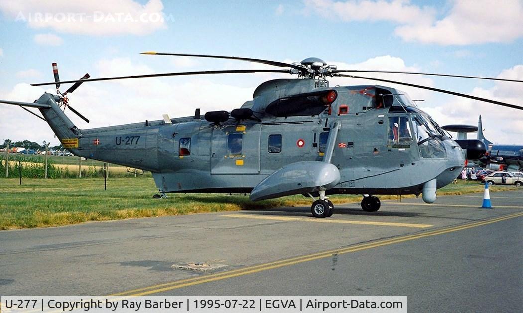 U-277, Sikorsky S-61A C/N 61277, Sikorsky S-61A-1 Sea King [61277] (Royal Danish Air Force) RAF Fairford~G 22/07/1995