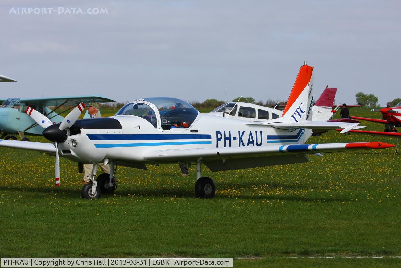 PH-KAU, 1987 Slingsby T-67M-200 Firefly C/N 2040, at the LAA Rally 2013, Sywell