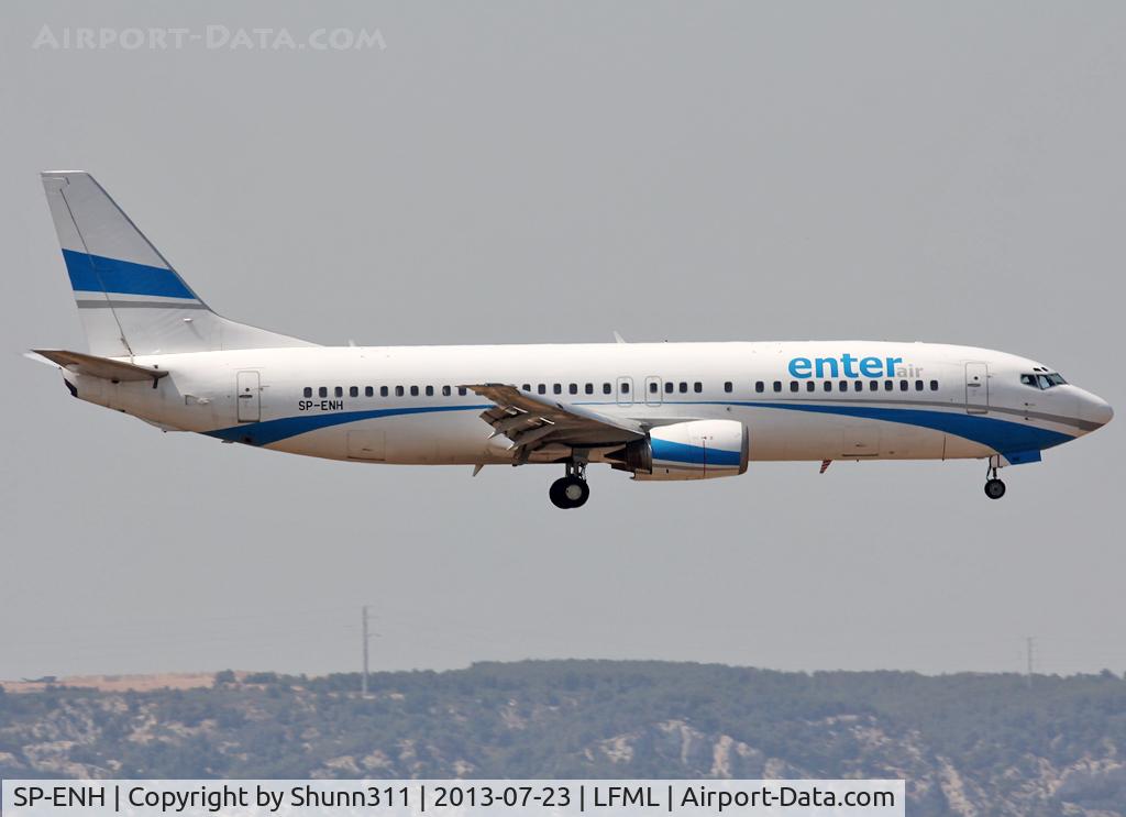 SP-ENH, 1997 Boeing 737-405 C/N 25795, Landing rwy 31L