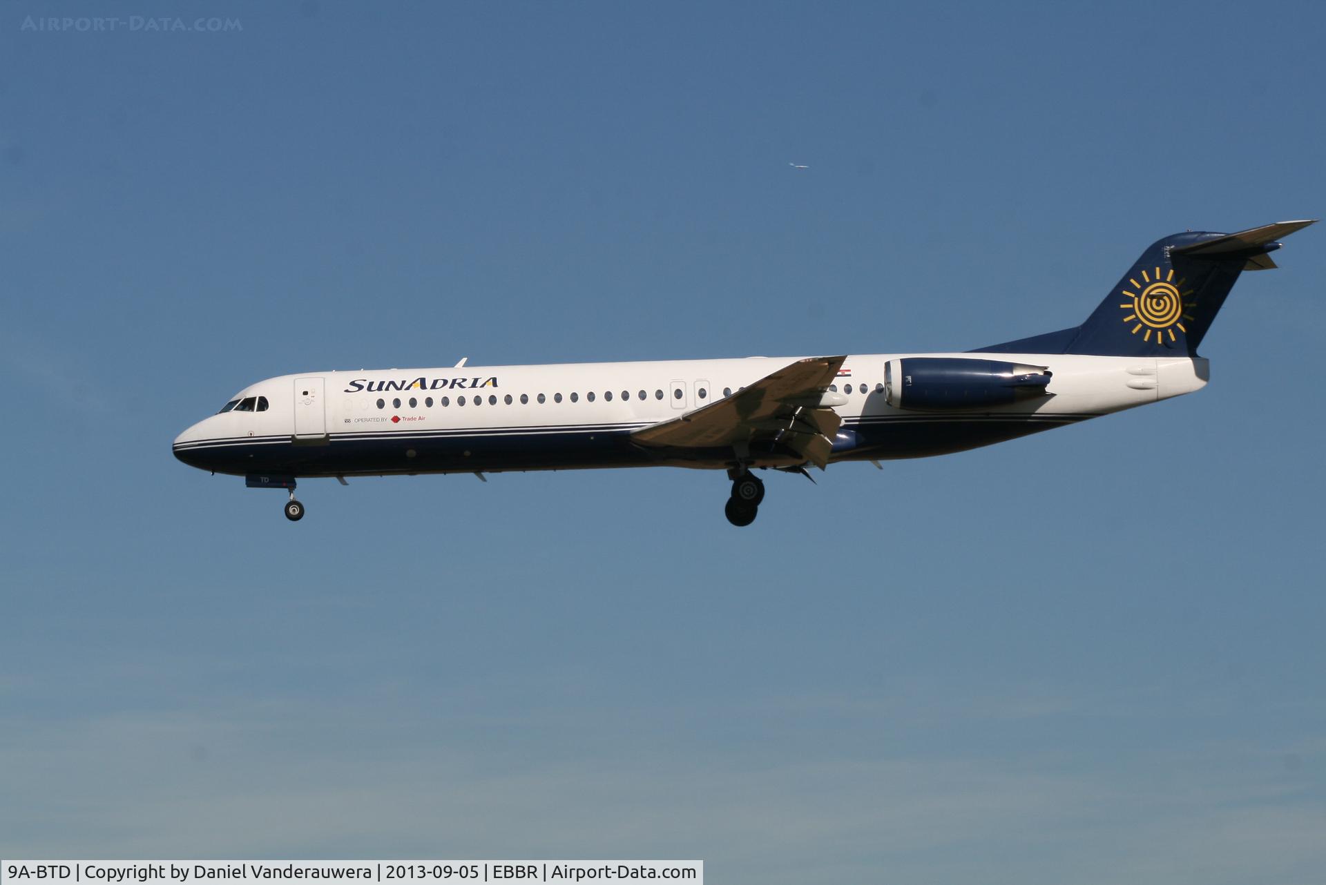 9A-BTD, 1992 Fokker 100 (F-28-0100) C/N 11407, Arrival of flight TDR315  RWY 25L