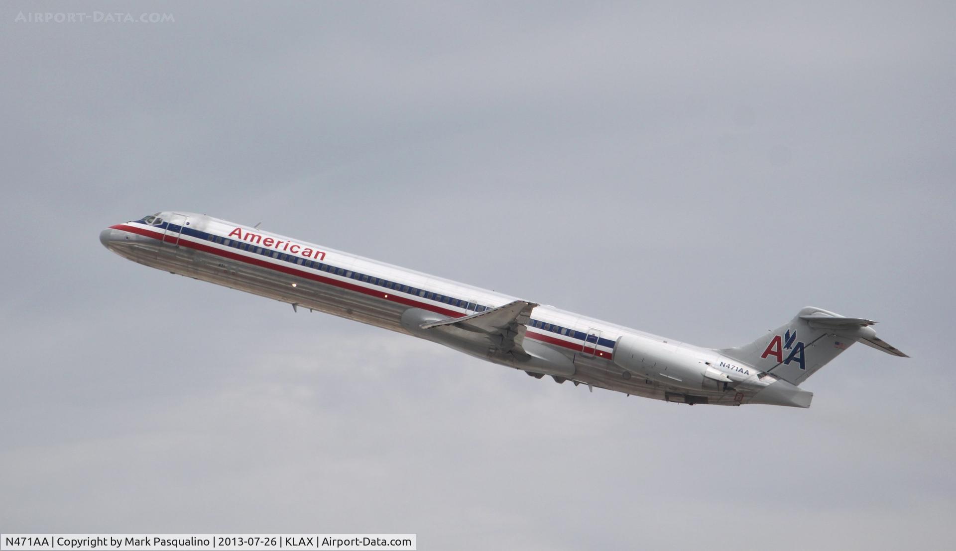 N471AA, 1988 McDonnell Douglas MD-82 (DC-9-82) C/N 49601, MD-82