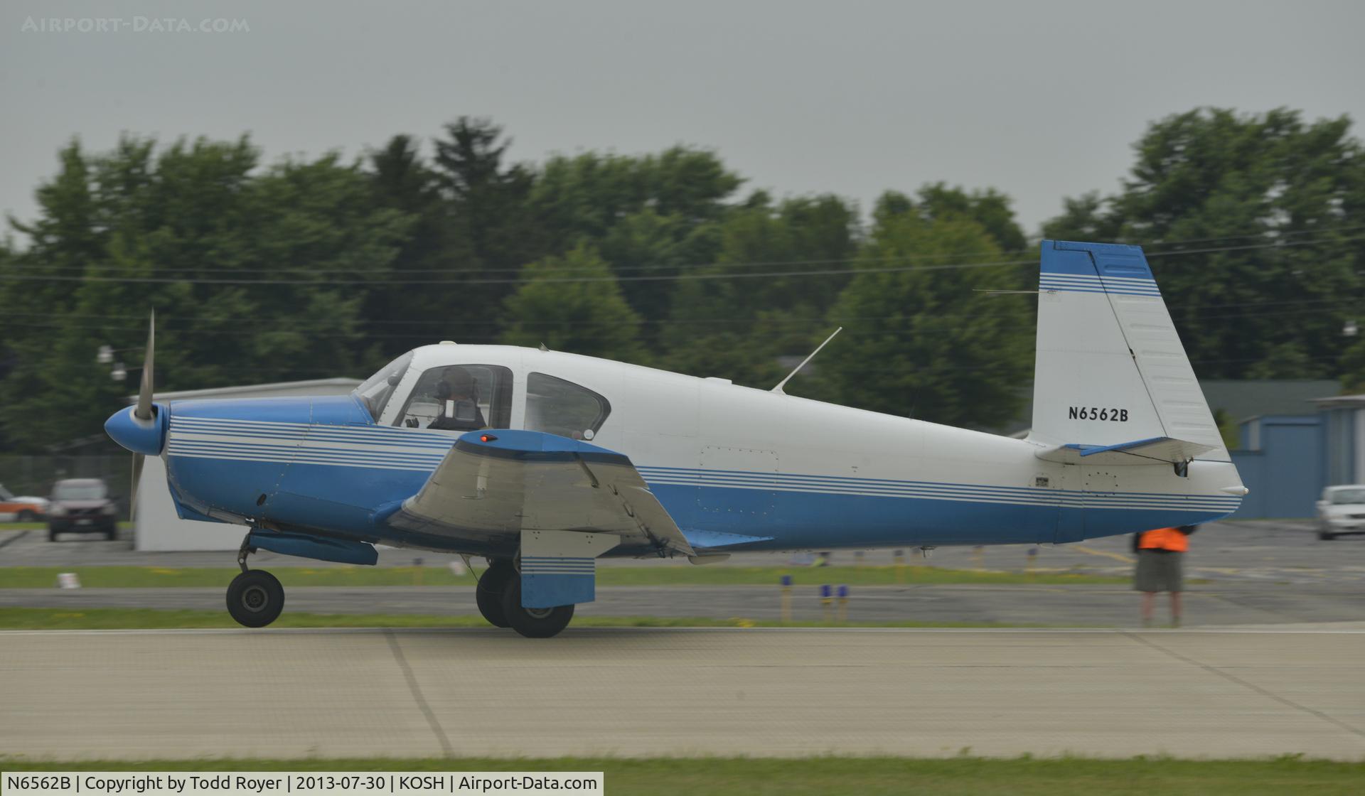 N6562B, 1958 Mooney M20A C/N 1232, Airventure 2013