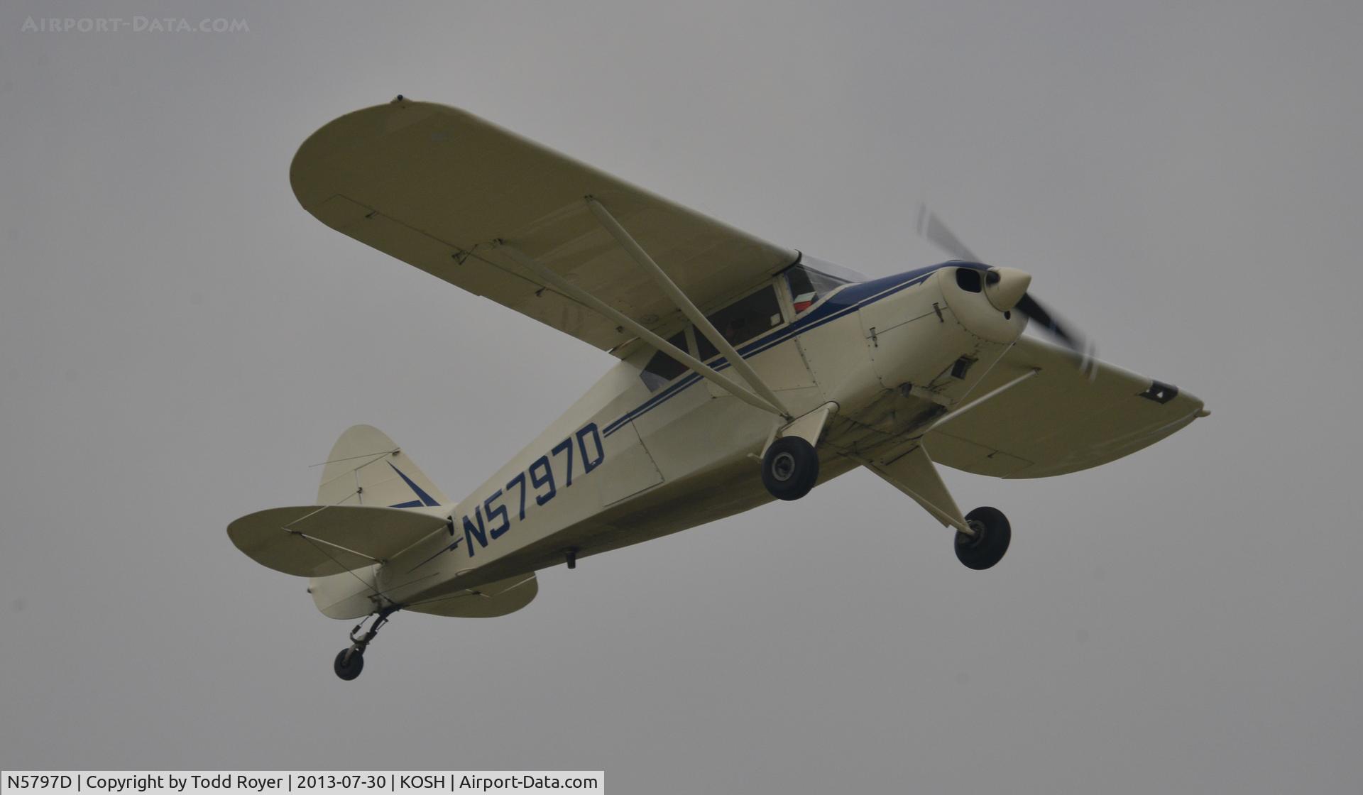 N5797D, 1956 Piper PA-22-150 Tri-Pacer C/N 22-4473, Airventure 2013
