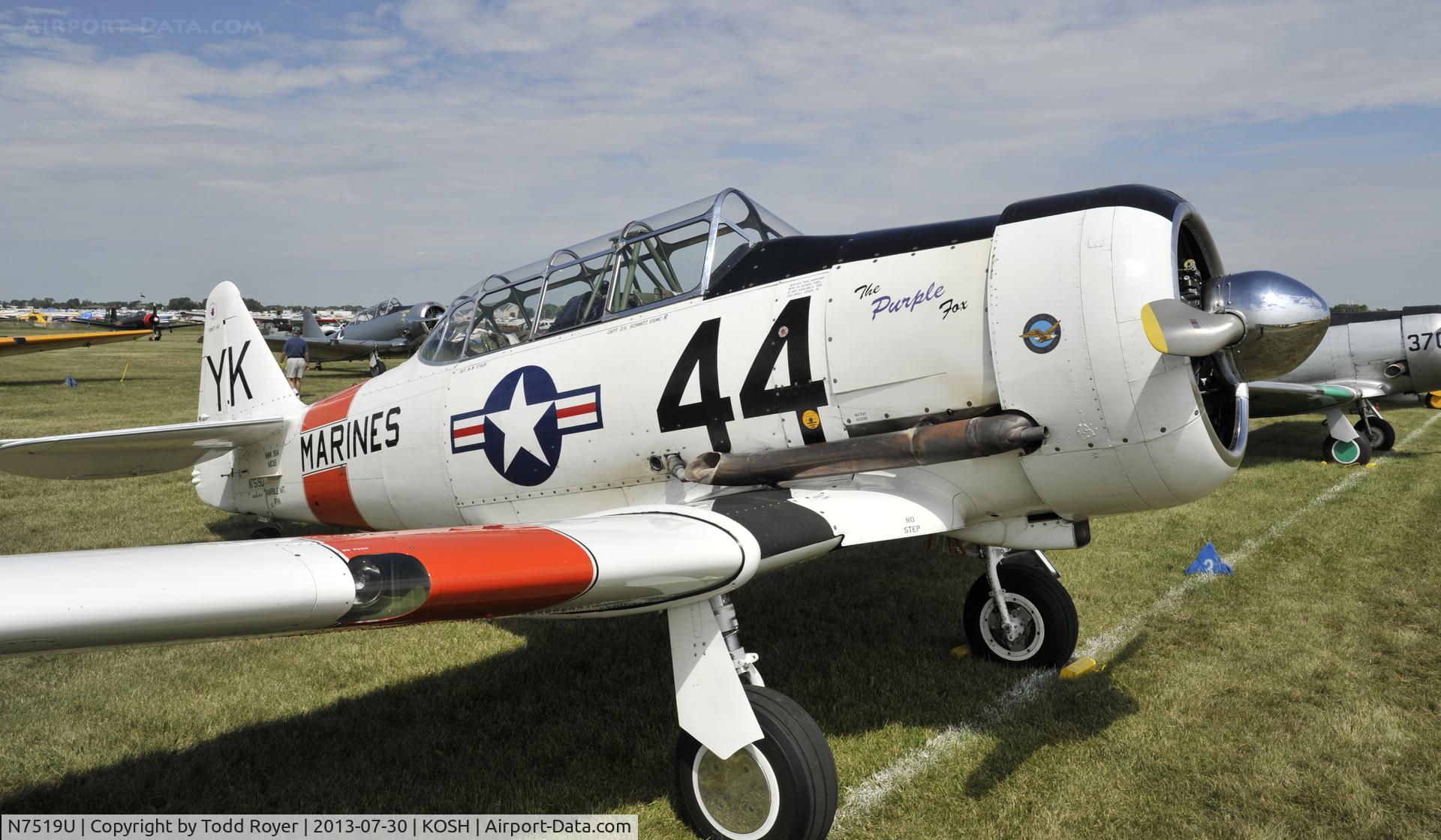 N7519U, 1952 Canadian Car & Foundry Harvard MK IV C/N CCF4-237, Airventure 2013