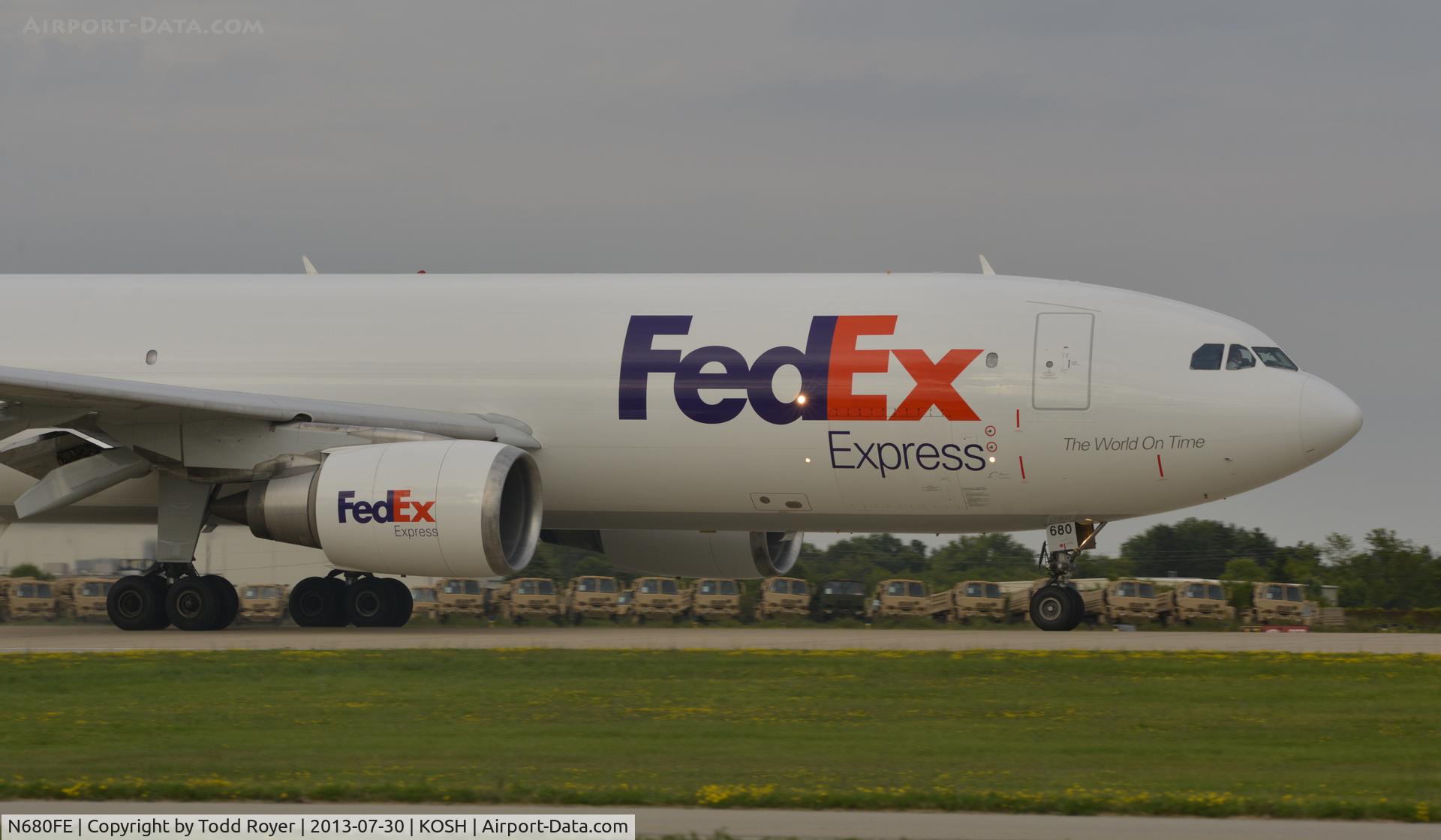 N680FE, 1998 Airbus A300F4-605R C/N 794, Airventure 2013
