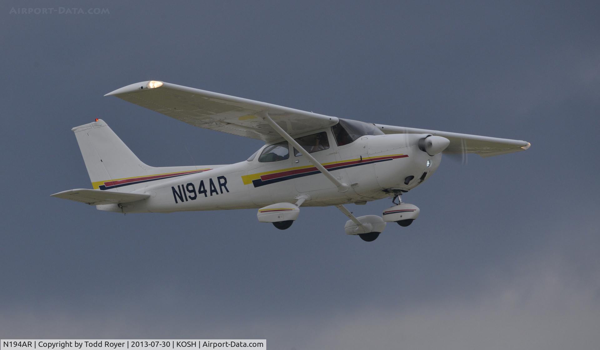 N194AR, 1978 Cessna 172N C/N 17272029, Airventure 2013