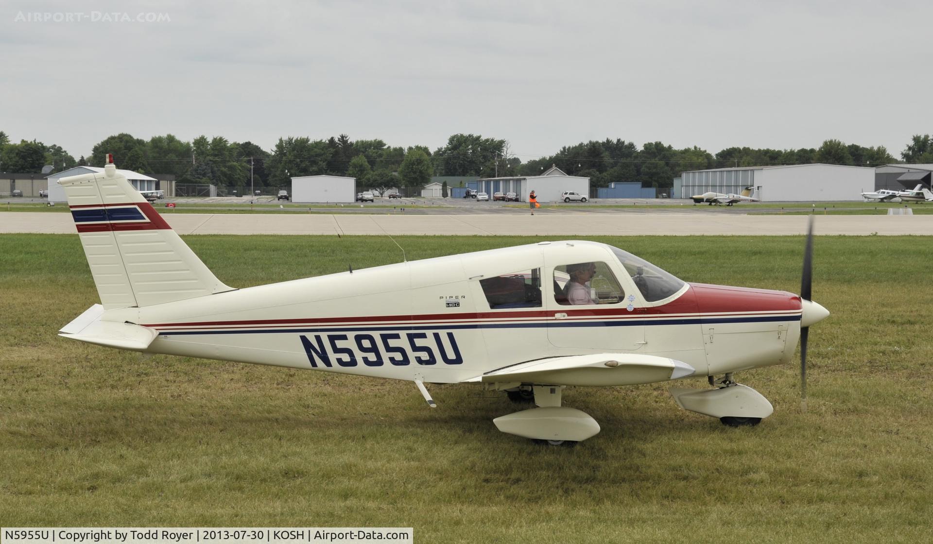 N5955U, 1970 Piper PA-28-140 Cherokee C/N 28-26777, Airventure 2013