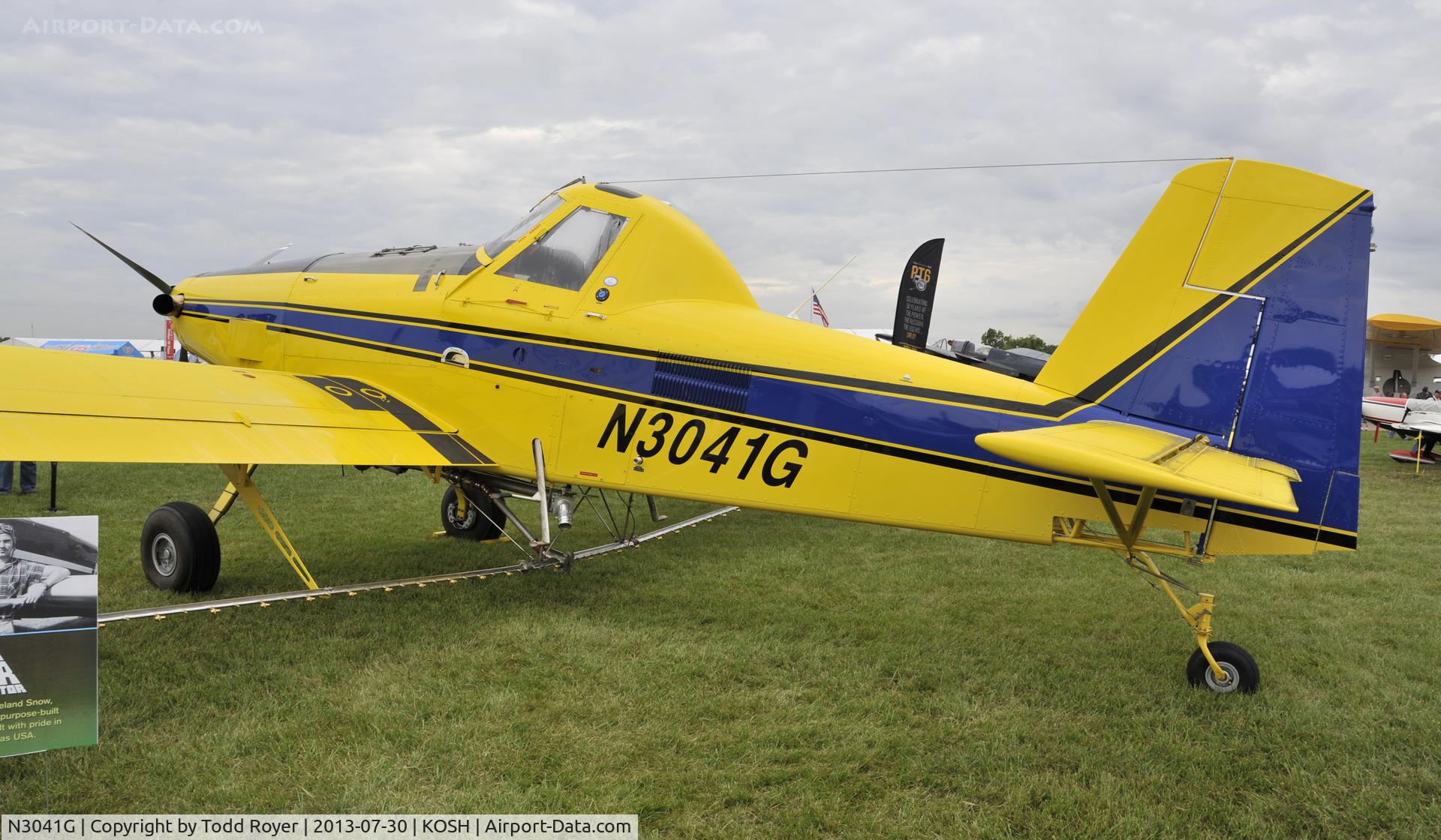 N3041G, 2013 Air Tractor Inc AT-502B C/N 502B-2919, Airventure 2013