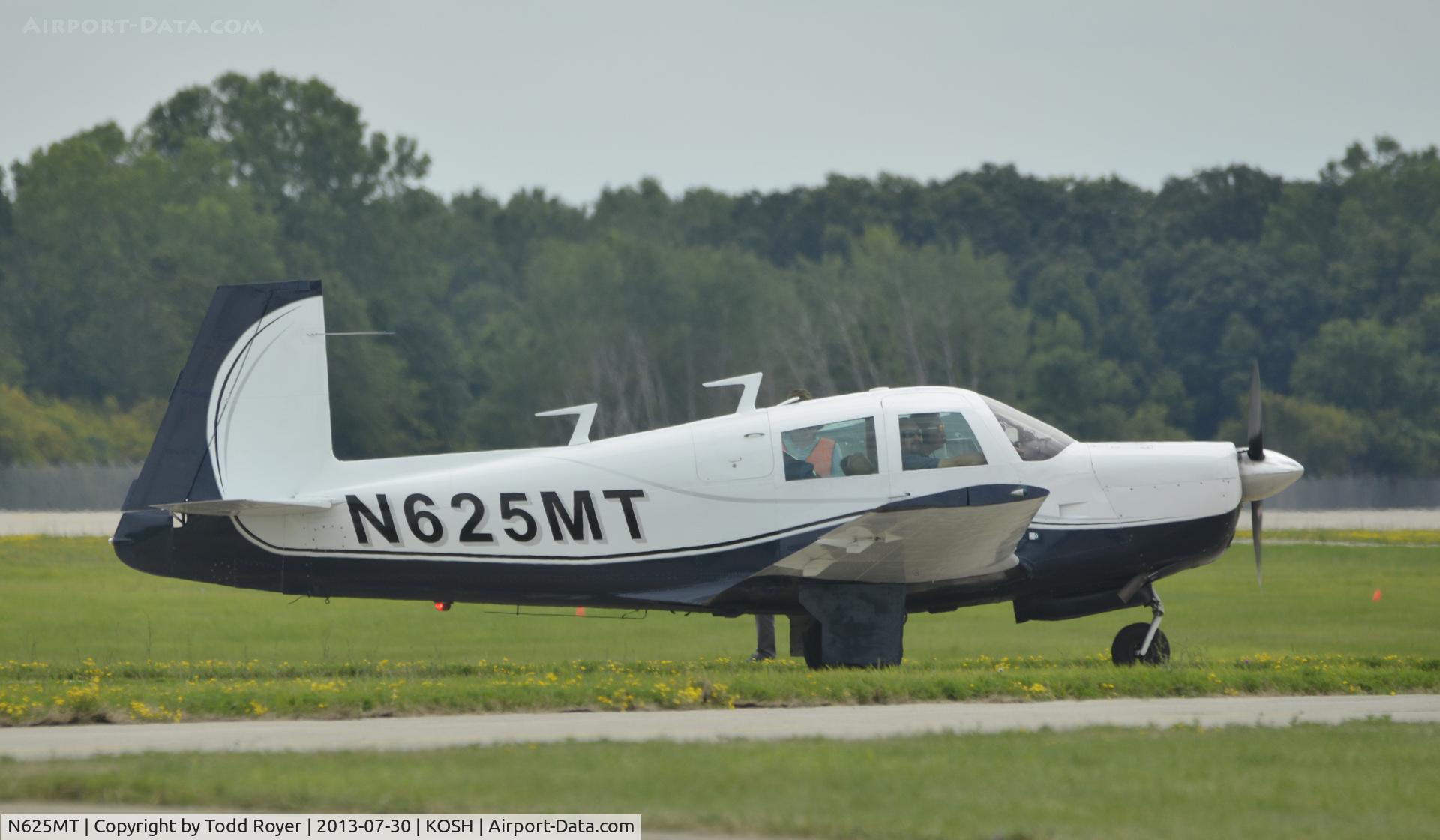N625MT, 1965 Mooney M20E C/N 867, Airventure 2013