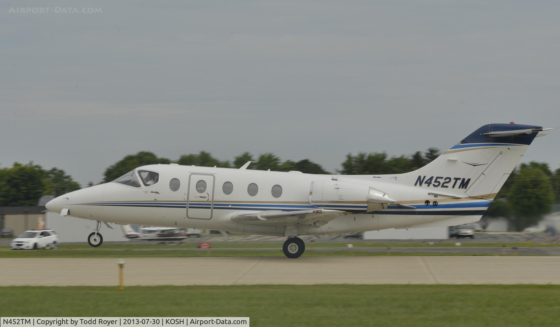 N452TM, 2008 Hawker Beechcraft 400A Beechjet C/N RK-577, Airventure 2013
