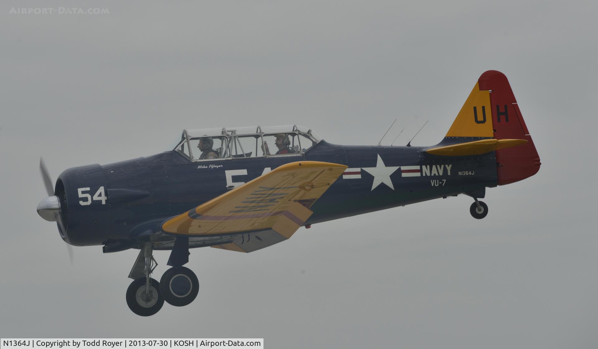 N1364J, 1951 North American T-6G Texan C/N 188-71, Airventure 2013