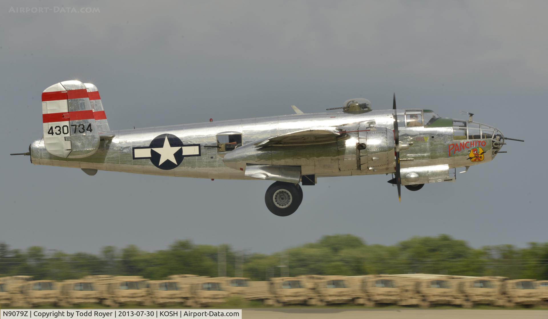 N9079Z, 1944 North American TB-25N Mitchell C/N 108-34009, Airventure 2013