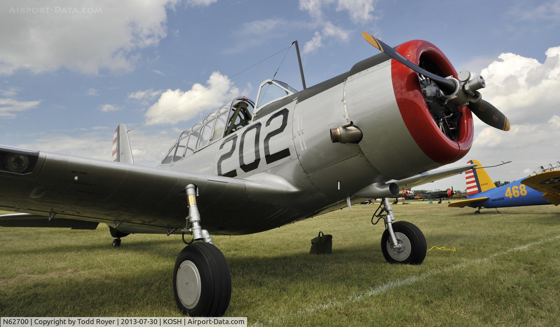 N62700, 1941 Convair BT-13A Valiant C/N 1850, Airventure 2013