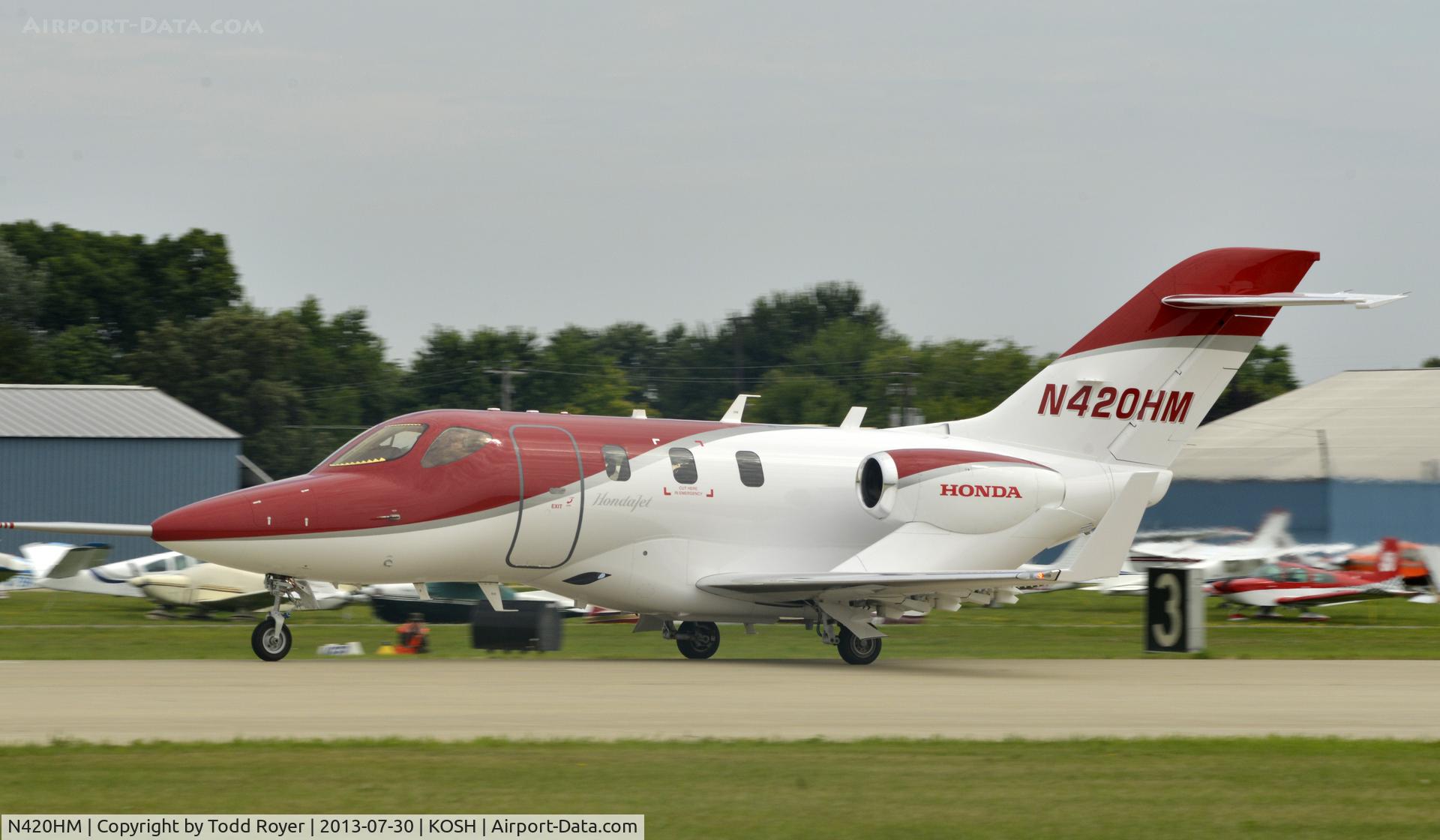 N420HM, 2011 Honda HA-420 HondaJet C/N 42000002, Airventure 2013