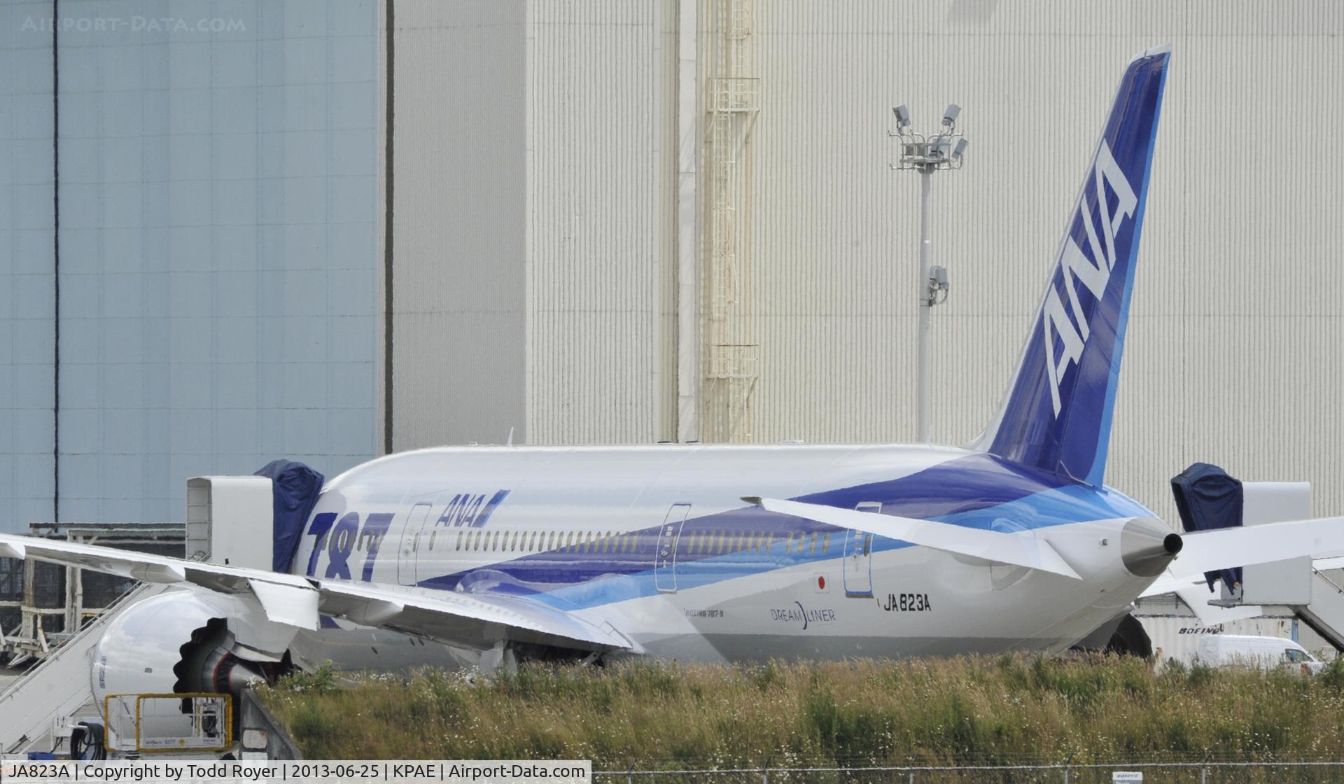JA823A, 2013 Boeing 787-8 Dreamliner C/N 42246, Undergoing final preparations before entering service