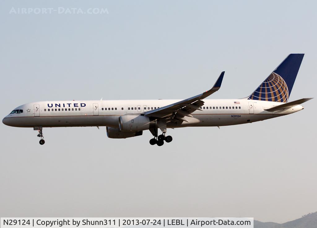 N29124, 1998 Boeing 757-224 C/N 27565, Landing rwy 25R