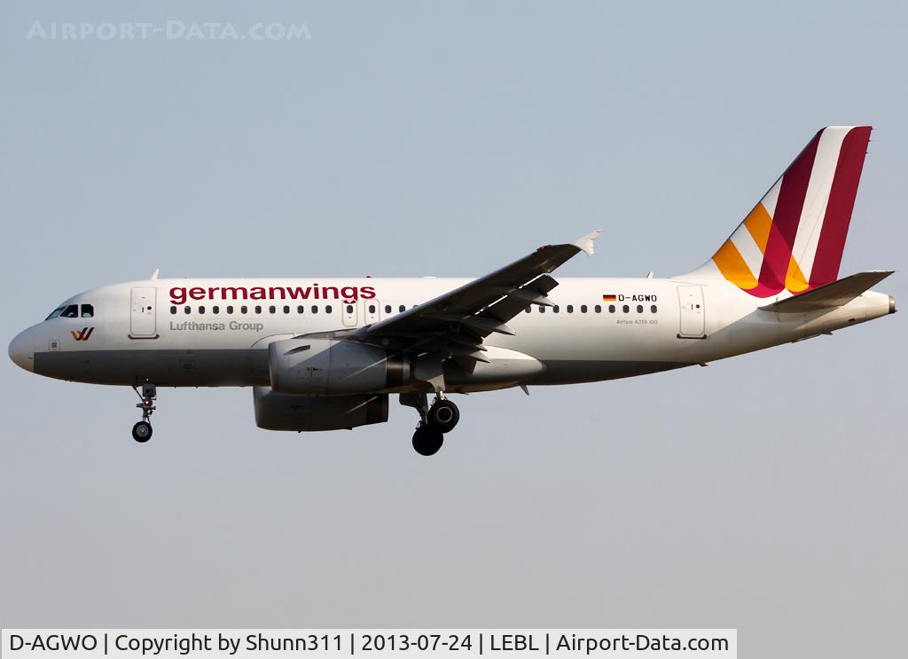 D-AGWO, 2009 Airbus A319-132 C/N 4166, Landing rwy 25R