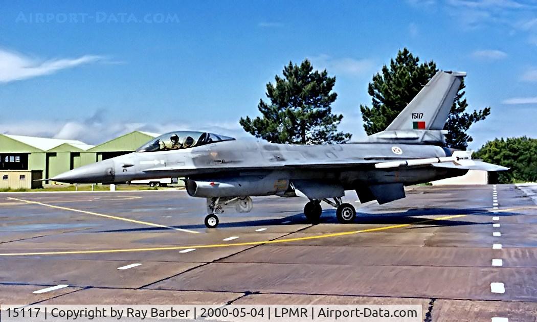 15117, 1993 Lockheed F-16A Fighting Falcon C/N AA-17, General Dynamics F-16A Fighting Falcon [AA-17] (Portuguese Air Force)  Monte Real~CS 04/05/2000