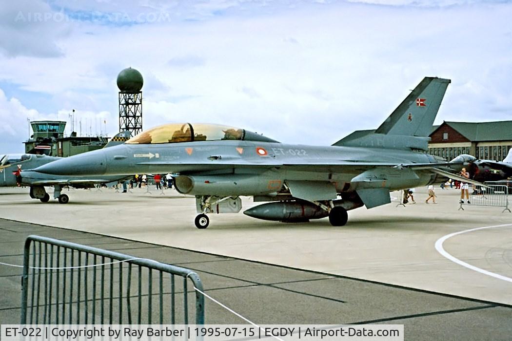 ET-022, 1987 General Dynamics F-16BM Fighting Falcon C/N 6G-16, General Dynamics F-16B Fighting Falcon [6G-16] (Royal Danish Air Force) RNAS Yeovilton~G 15/07/1995