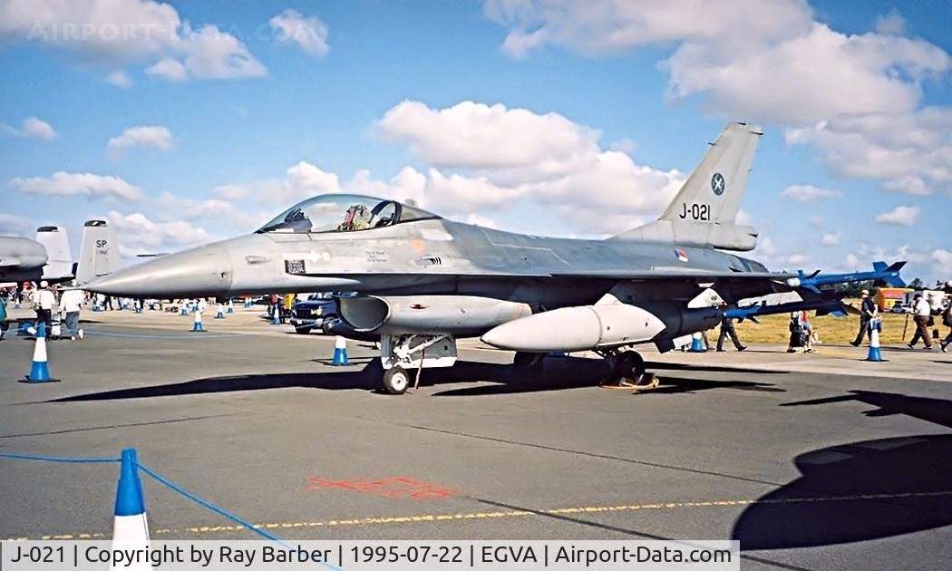 J-021, 1989 Fokker F-16AM Fighting Falcon C/N 6D-177, General Dynamics F-16AM Fighting Falcon [6D-177] (Royal Netherlands Air Force) RAF Fairford~G 22/07/1995