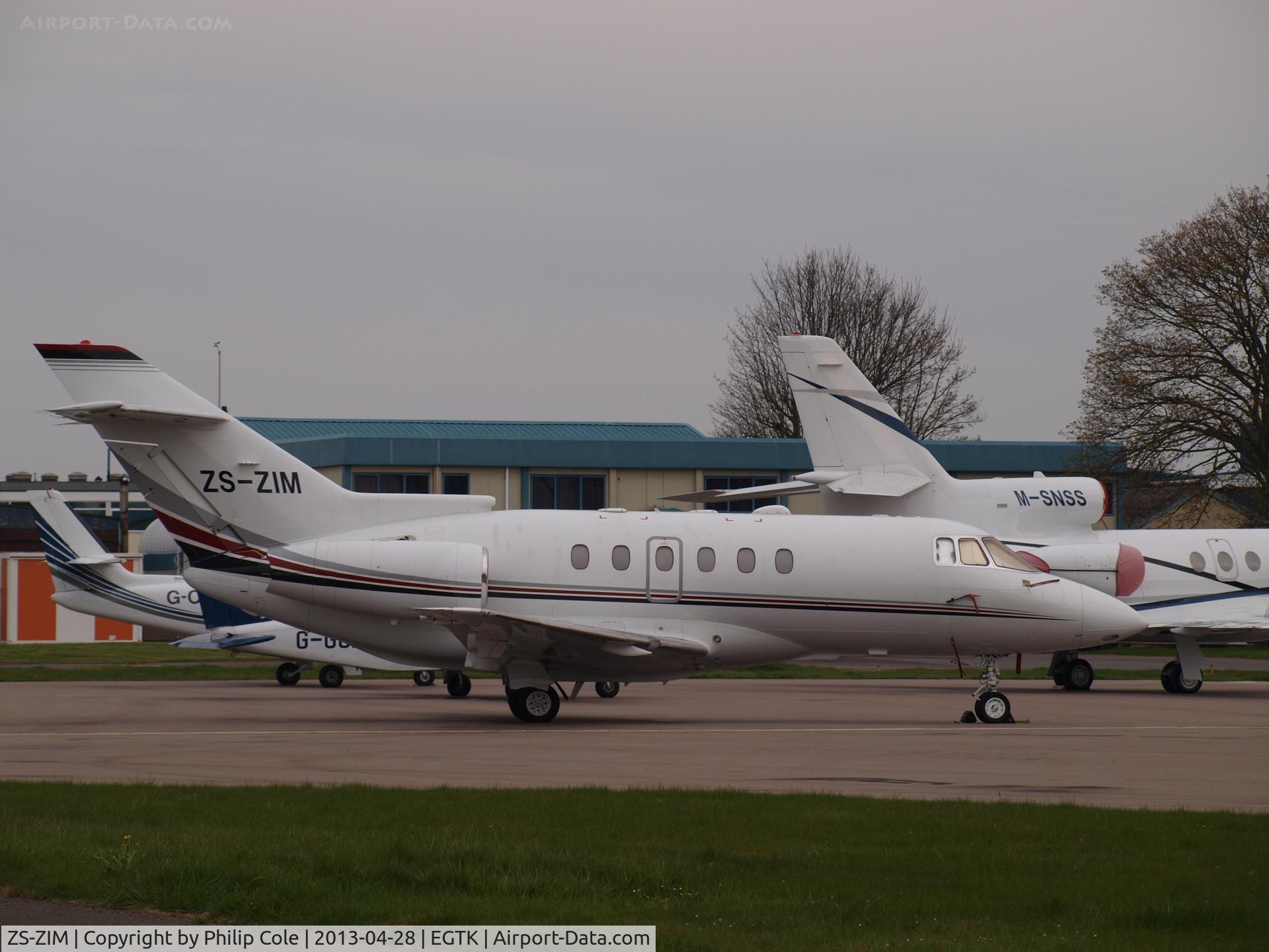 ZS-ZIM, 2000 Raytheon Hawker 800XP C/N 258499, Visitor