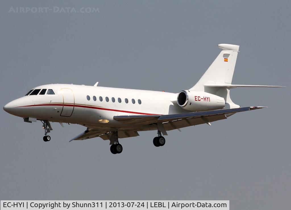 EC-HYI, Dassault Falcon 2000 C/N 150, Landing rwy 25R