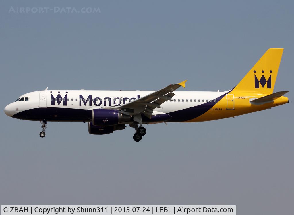 G-ZBAH, 2001 Airbus A320-214 C/N 1413, Landing rwy 25R in new c/s