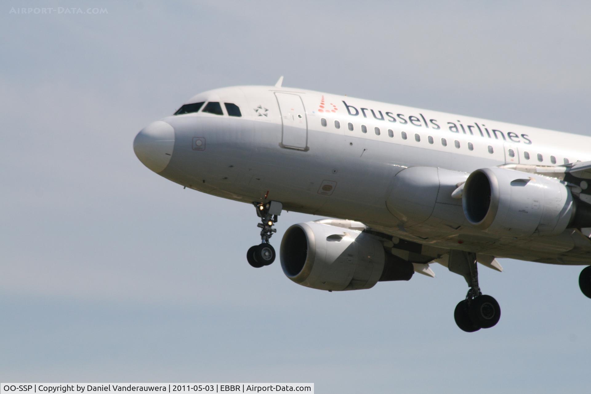 OO-SSP, 1996 Airbus A319-113 C/N 644, Flight SN3620 is descending to RWY 02