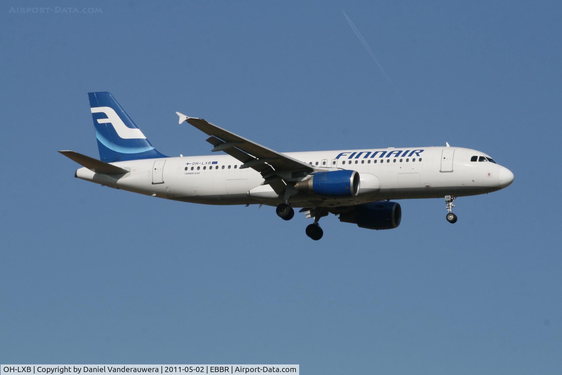 OH-LXB, 2001 Airbus A320-214 C/N 1470, Flight AY811 is descending to RWY 02