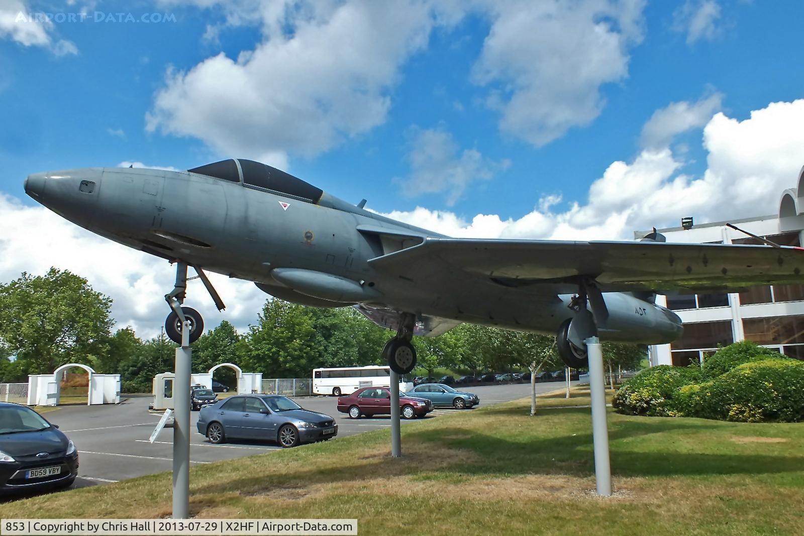853, 1956 Hawker Hunter FR.10 C/N S4/U/3302, Displayed at the RAF Museum, Hendon