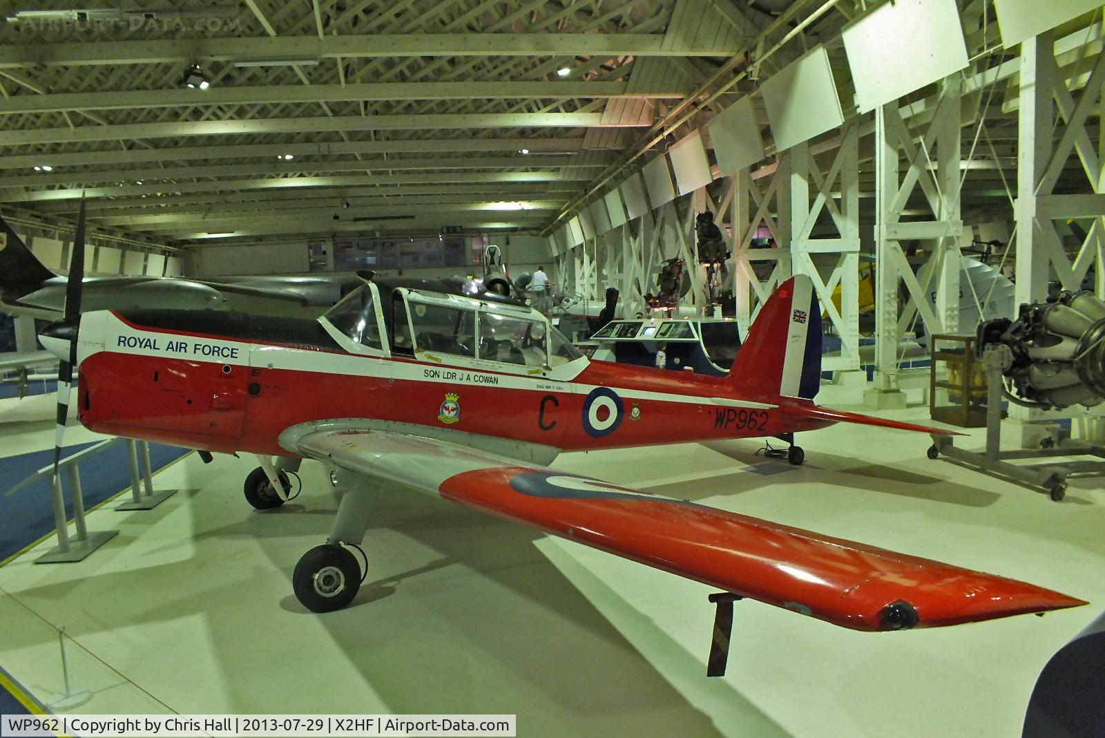 WP962, De Havilland DHC-1 Chipmunk T.10 C/N C1/0809, Displayed at the RAF Museum, Hendon