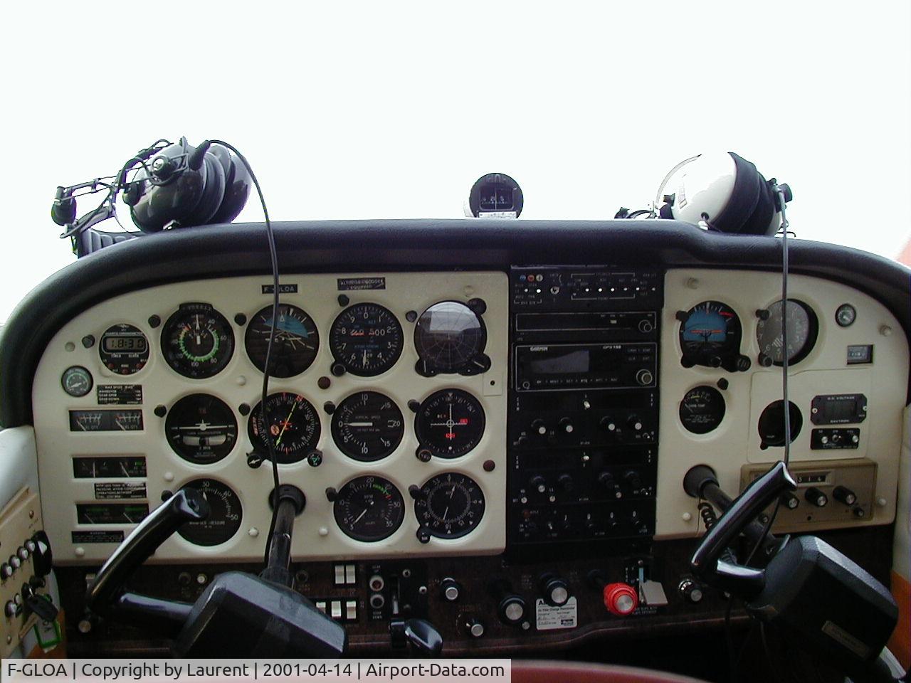 F-GLOA, Cessna 172RG Cutlass RG C/N 172RG-0168, In Granville