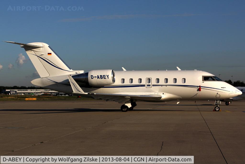 D-ABEY, 2010 Bombardier Challenger 605 (CL-600-2B16) C/N 5863, visitor