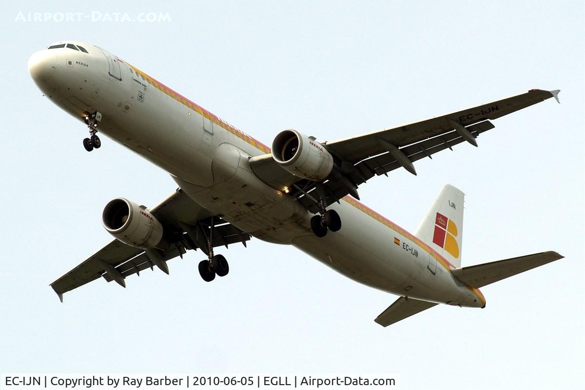 EC-IJN, 2002 Airbus A321-211 C/N 1836, Airbus A321-211 [1836] (Iberia) Home~G 05/06/2010 Seen on approach 27R.