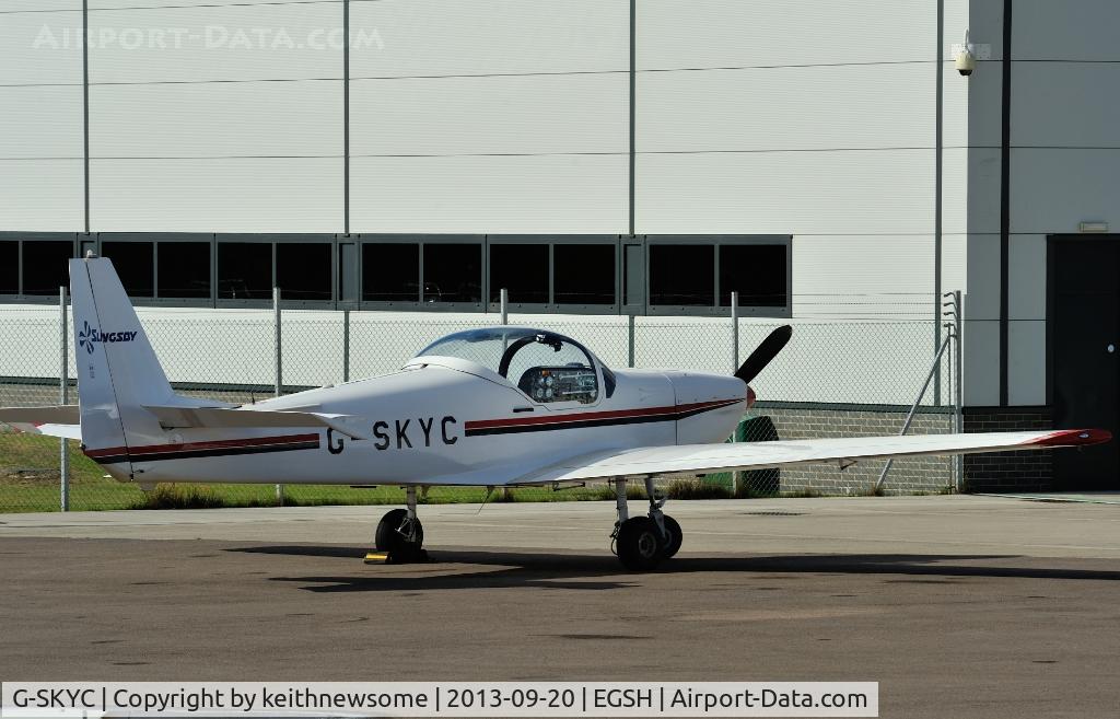 G-SKYC, 1984 Slingsby T-67M Firefly C/N 2009, Sleek Slingsby !