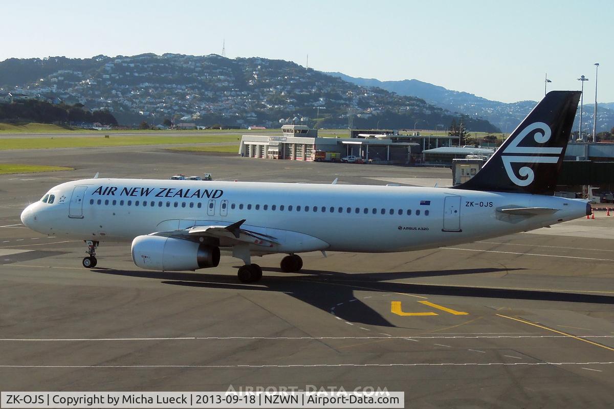 ZK-OJS, 2011 Airbus A320-232 C/N 4926, At Wellington