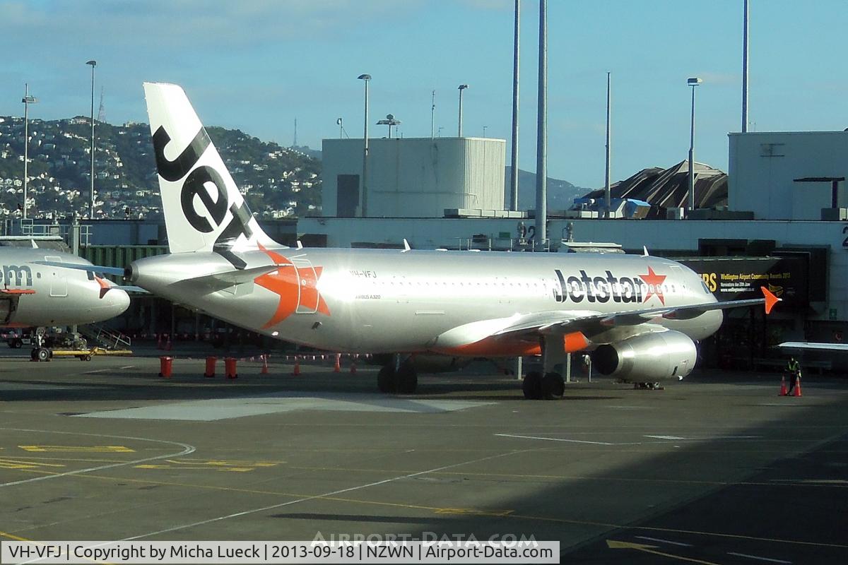 VH-VFJ, 2012 Airbus A320-232 C/N 5311, At Wellington