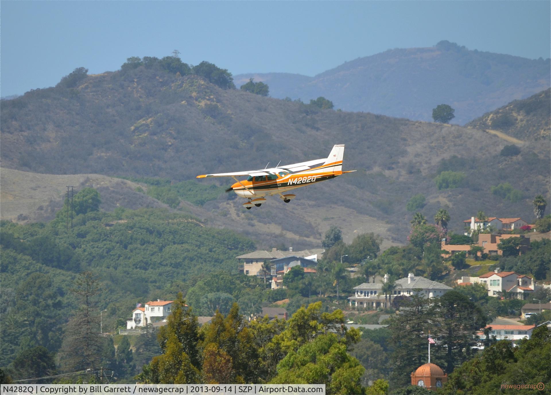 N4282Q, 1971 Cessna 172L C/N 17260182, Took this in Santa Paula, California. I was about a block and a half away and used a 300mm lens.
