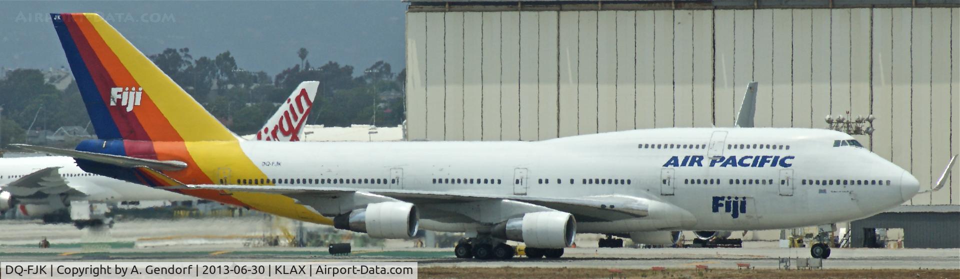 DQ-FJK, 1989 Boeing 747-412 C/N 24064, Fiji Airways, is taxiing to the gate after landing at Los Angeles Int´l(KLAX)