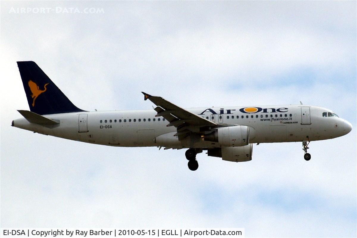 EI-DSA, 2006 Airbus A320-216 C/N 2869, EI-DSA   Airbus A320-216 [2869] (Air One) Home~G 15/05/2010. On approach 27L.
