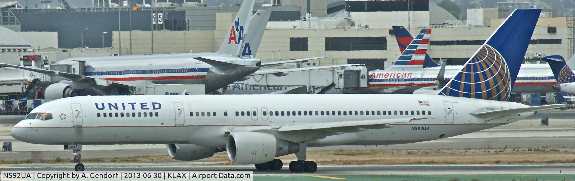 N592UA, 1996 Boeing 757-222F C/N 28143, United, seen here shortly after landing on RWY 25L at Los Angeles Int´l(KLAX)