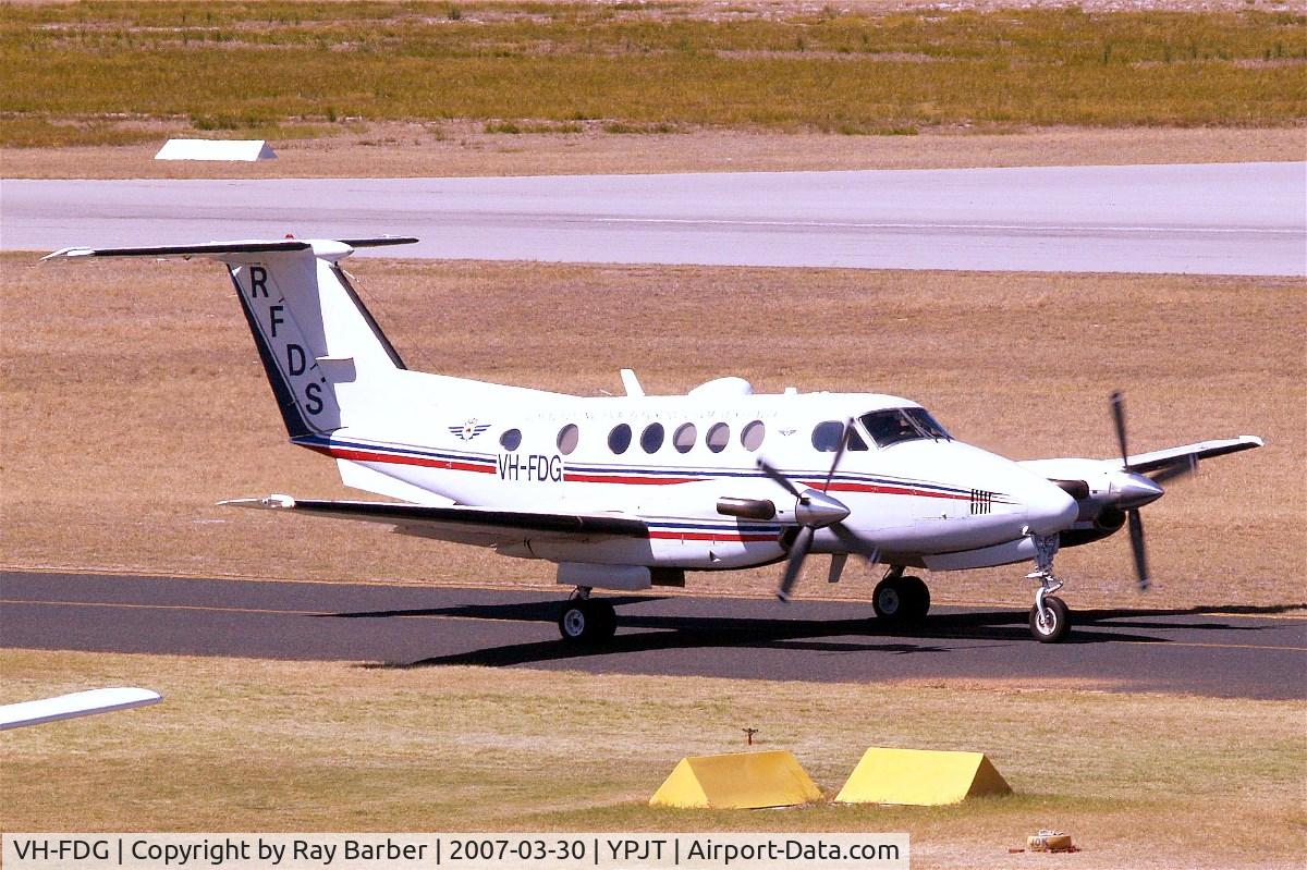 VH-FDG, 1984 Beech B200 Super King Air King Air C/N BB-1172, Beech B200 Super King Air [BB-1172] (Royal Flying Doctor Service) Perth-Jandakot~VH 30/03/2007