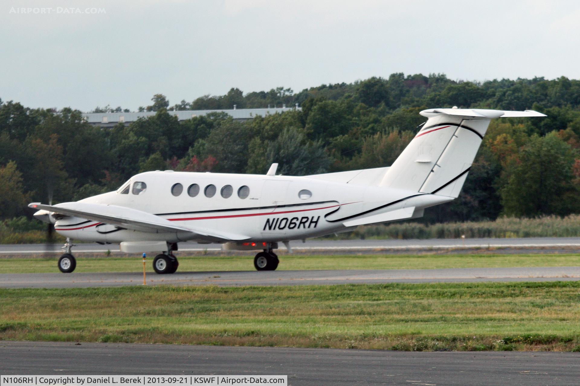 N106RH, 1948 Beech 200 C/N BB-428, A nice twin turbo Beech taxies out at Stewart International, probably bound for her home in Durham, NC.