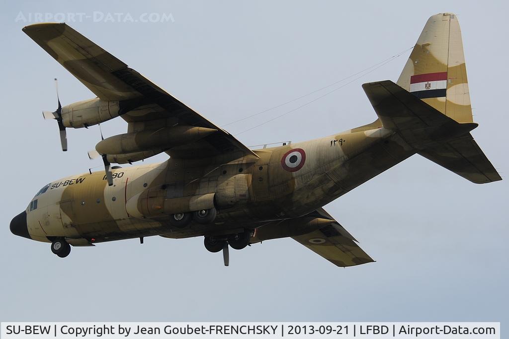 SU-BEW, 1982 Lockheed C-130H Hercules C/N 382-4370, Egypt Air Force 1120 landing 05